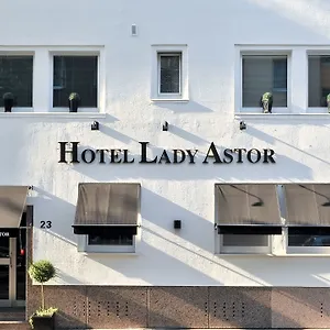 Sir & Lady Astor Düsseldorf