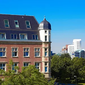 The Red Düsseldorf